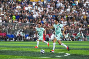 Thần kịch tình! Real Madrid dẫn trước 4 - 3! Tạp Ngõa Cáp Nhĩ trong truyện tạo Savage Ô Long!